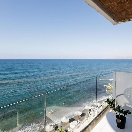 Kahlua Sea View Suites แอร์ซอนิสซอส ภายนอก รูปภาพ
