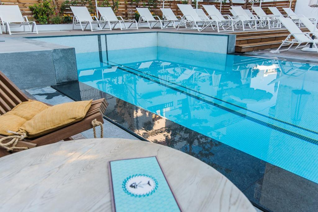 Kahlua Sea View Suites แอร์ซอนิสซอส ภายนอก รูปภาพ